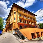 Thermenhotel Krone - Inklusive Felsentherme Hotel