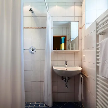Thermenhotel Krone - Inklusive Felsentherme