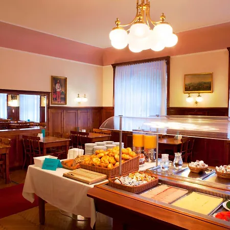 Thermenhotel Krone - Inklusive Felsentherme 호텔