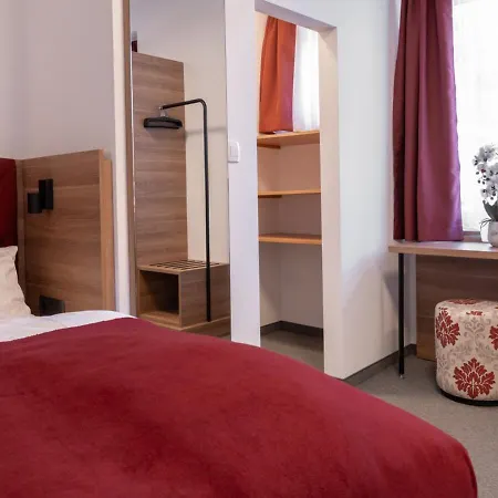 Thermenhotel Krone - Next To Skilift Hotel *