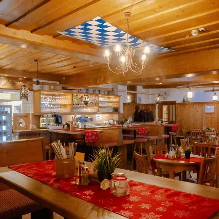 Thermenhotel Krone - Next To Skilift