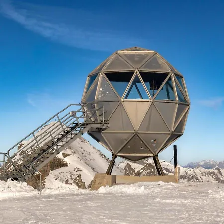 Thermenhotel Krone - Next To Skilift Hotel