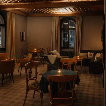 ホテル Thermenhotel Krone - Inklusive Felsentherme
